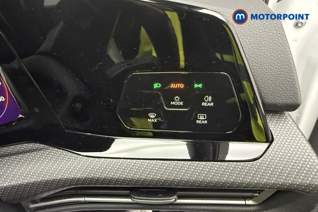 Volkswagen Golf R-Line Automatic Petrol Hatchback - Stock Number (1660359) - 16th supplementary image