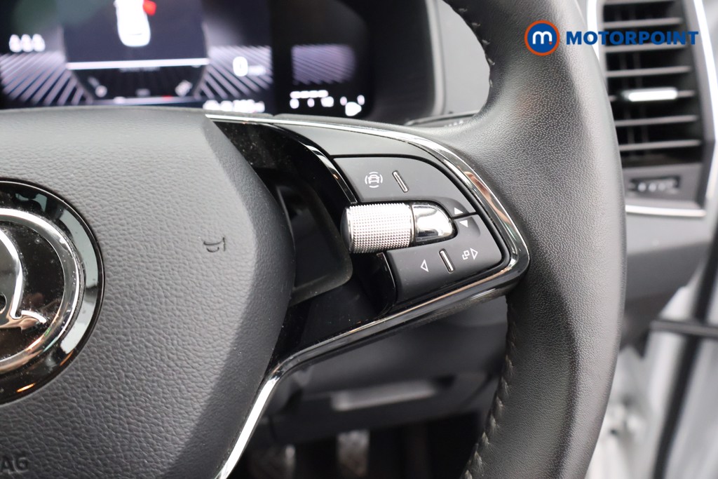 Skoda Karoq Se L Manual Petrol SUV - Stock Number (1660717) - 7th supplementary image