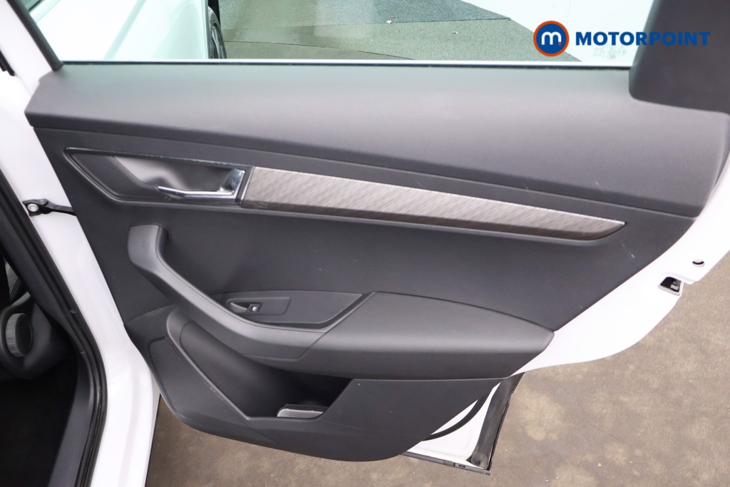 Skoda Karoq Se L Manual Petrol SUV - Stock Number (1660717) - 20th supplementary image