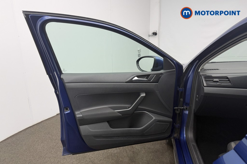 Volkswagen Taigo Life Manual Petrol SUV - Stock Number (1661461) - 2nd supplementary image