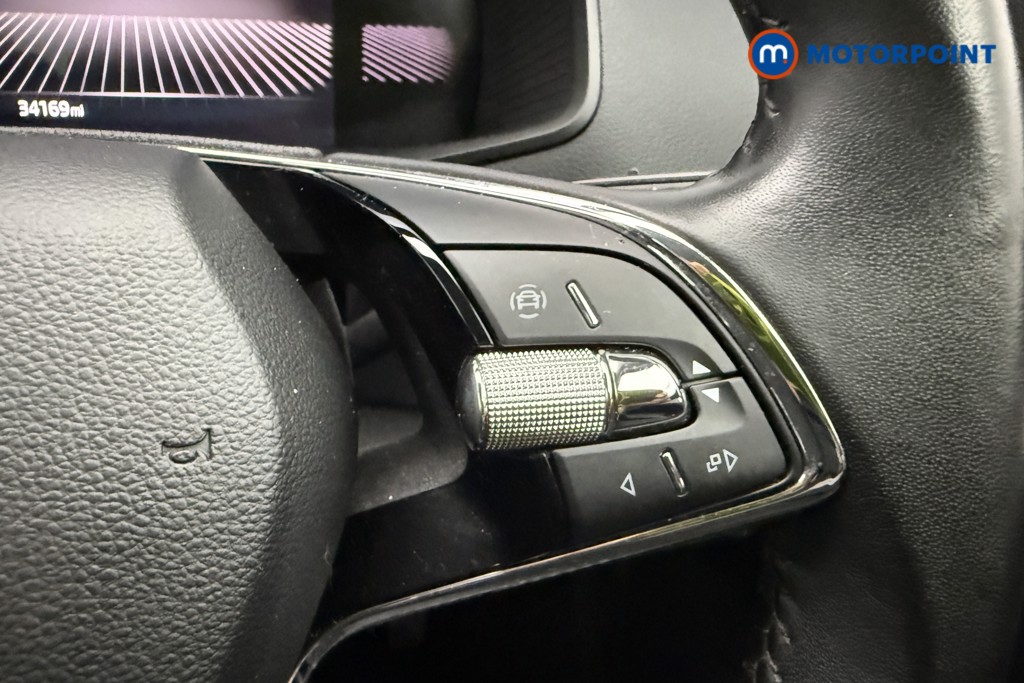 Skoda Karoq Se Drive Manual Petrol SUV - Stock Number (1661807) - 15th supplementary image