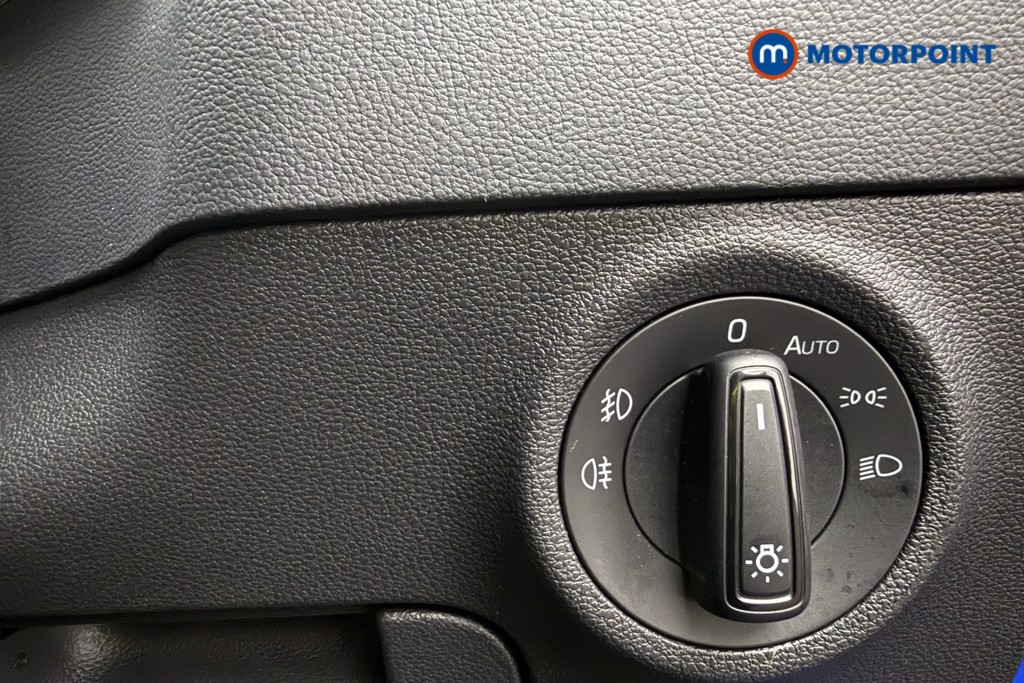 Skoda Karoq Se Drive Manual Petrol SUV - Stock Number (1661807) - 17th supplementary image