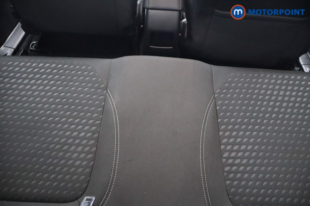 Ford Fiesta Titanium Manual Petrol Hatchback - Stock Number (1662023) - 6th supplementary image