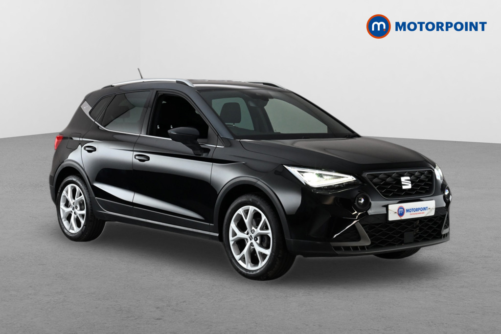 SEAT Arona listing photo