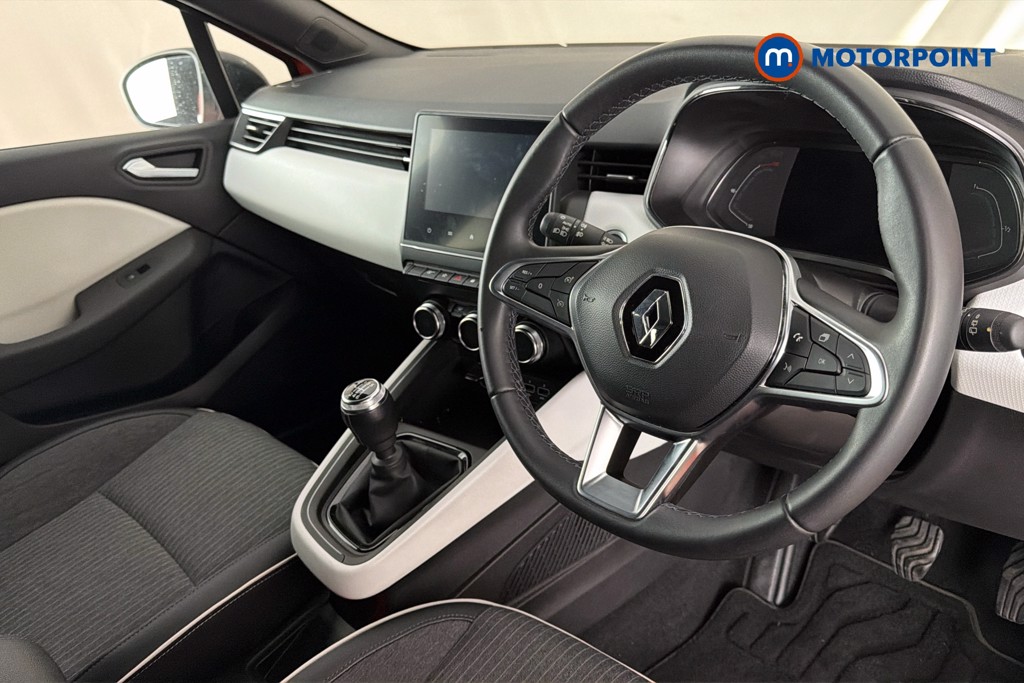 Renault Clio Techno Manual Petrol Hatchback - Stock Number (1662341) - 2nd supplementary image