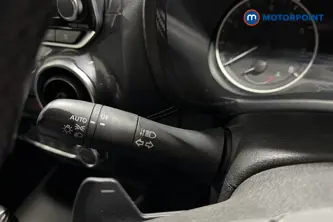 Nissan Juke N-Connecta Automatic Petrol SUV - Stock Number (1662711) - 5th supplementary image