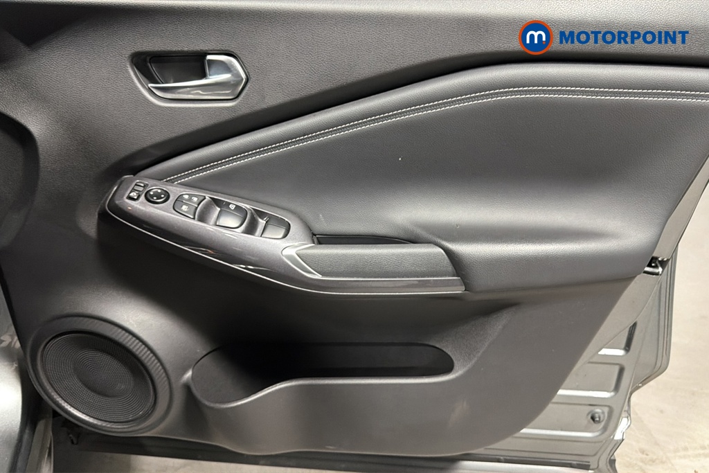 Nissan Juke N-Connecta Automatic Petrol SUV - Stock Number (1662711) - 10th supplementary image