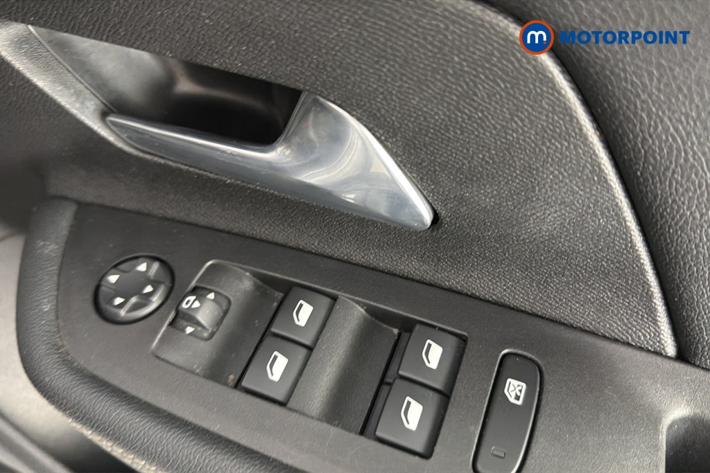Vauxhall Mokka Sri Premium Automatic Electric SUV - Stock Number (1662722) - 19th supplementary image