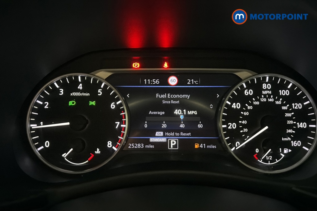 Nissan Juke N-Connecta Automatic Petrol SUV - Stock Number (1662734) - 7th supplementary image