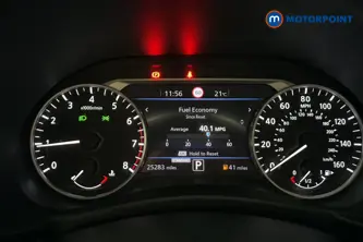 Nissan Juke N-Connecta Automatic Petrol SUV - Stock Number (1662734) - 7th supplementary image