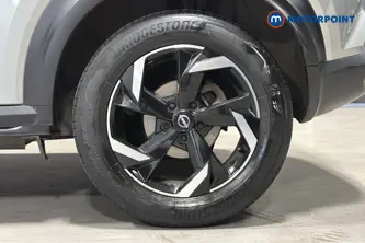 Nissan Juke N-Connecta Automatic Petrol SUV - Stock Number (1662734) - 45th supplementary image