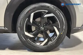 Nissan Juke N-Connecta Automatic Petrol SUV - Stock Number (1662734) - 47th supplementary image