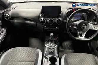 Nissan Juke N-Connecta Automatic Petrol SUV - Stock Number (1662734) - 1st supplementary image