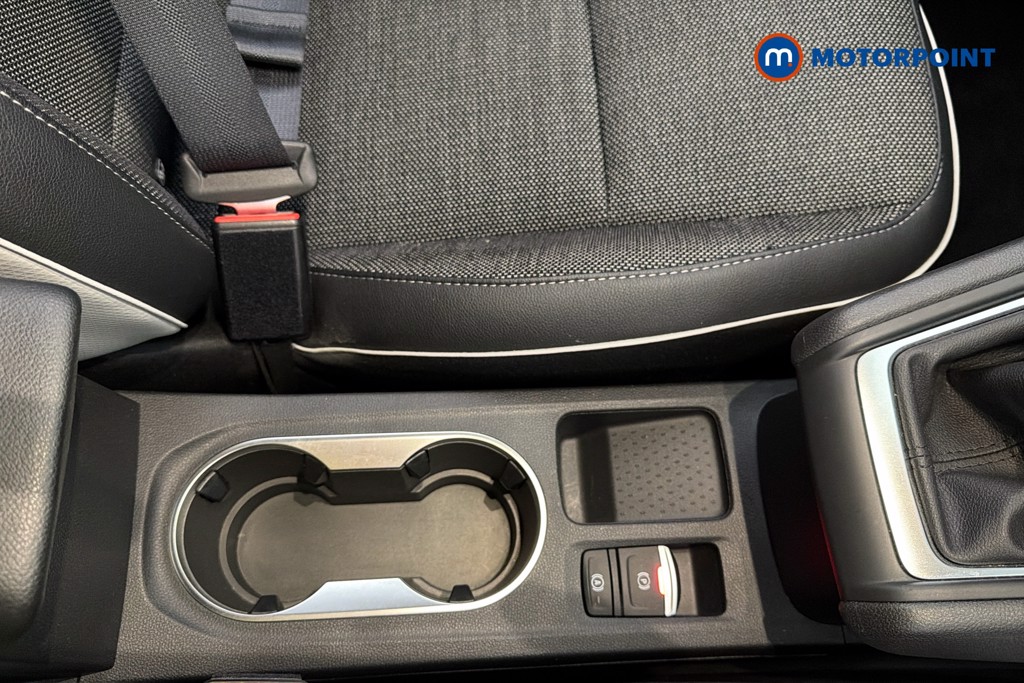 Renault Captur Techno Manual Petrol SUV - Stock Number (1662883) - 16th supplementary image