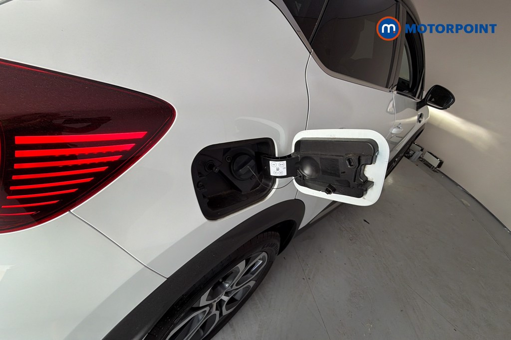 Renault Captur Techno Manual Petrol SUV - Stock Number (1662883) - 41st supplementary image