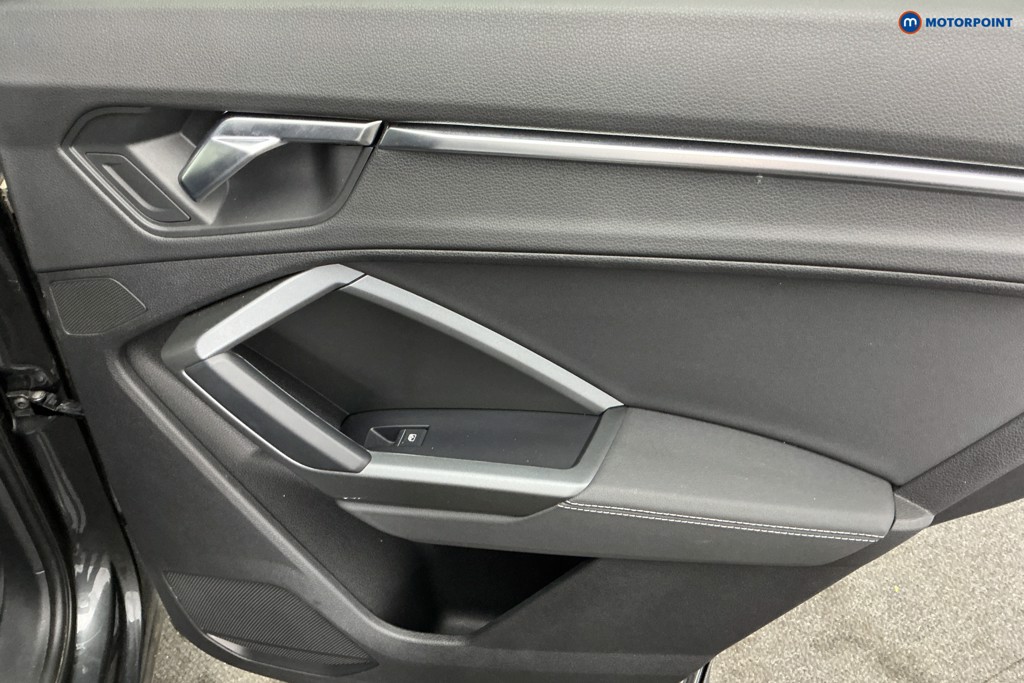 Audi Q3 S Line Manual Petrol SUV - Stock Number (1662898) - 26th supplementary image