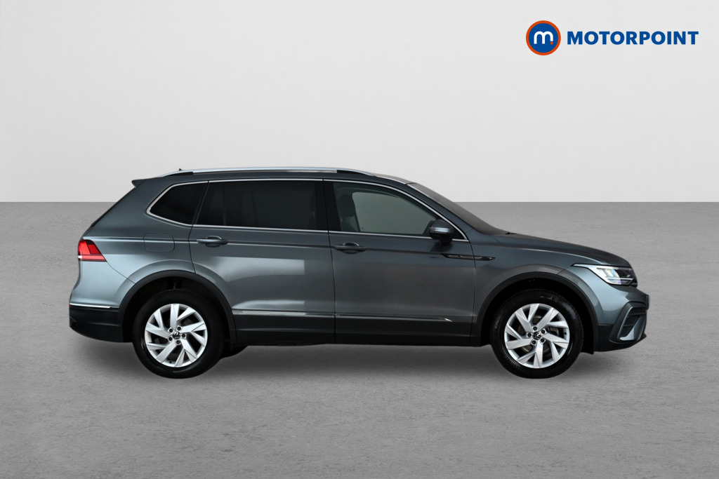 Volkswagen Tiguan Allspace Life Automatic Petrol SUV - Stock Number (1663339) - Drivers side