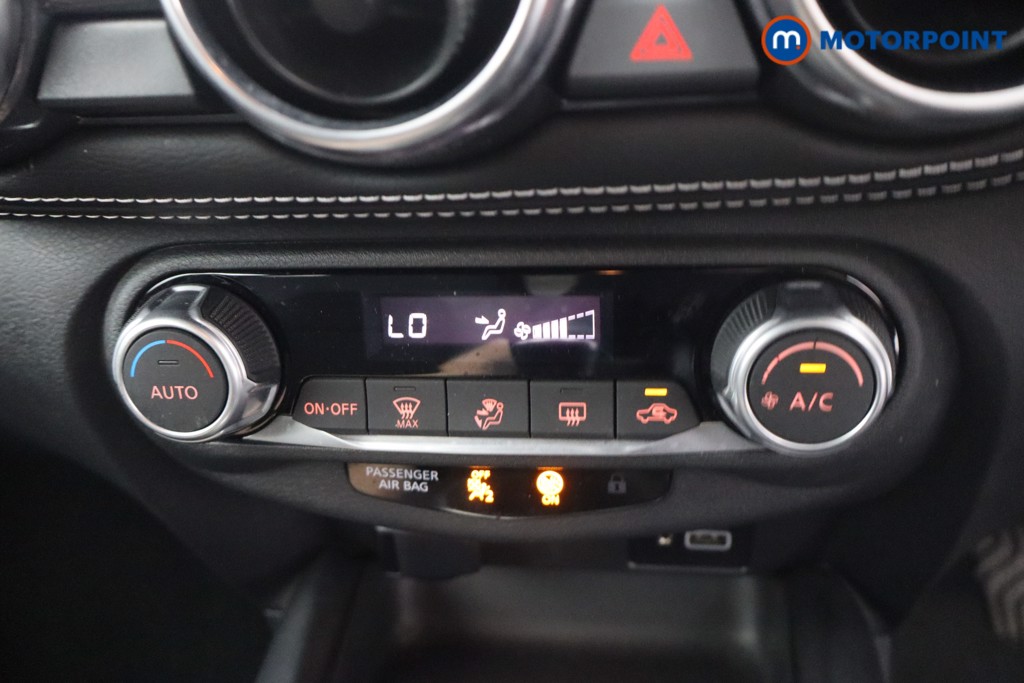 Nissan Juke N-Connecta Manual Petrol SUV - Stock Number (1663398) - 17th supplementary image