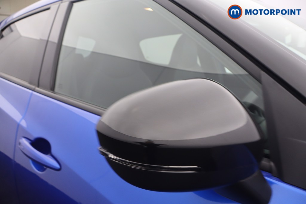 Nissan Juke N-Connecta Manual Petrol SUV - Stock Number (1663398) - 22nd supplementary image