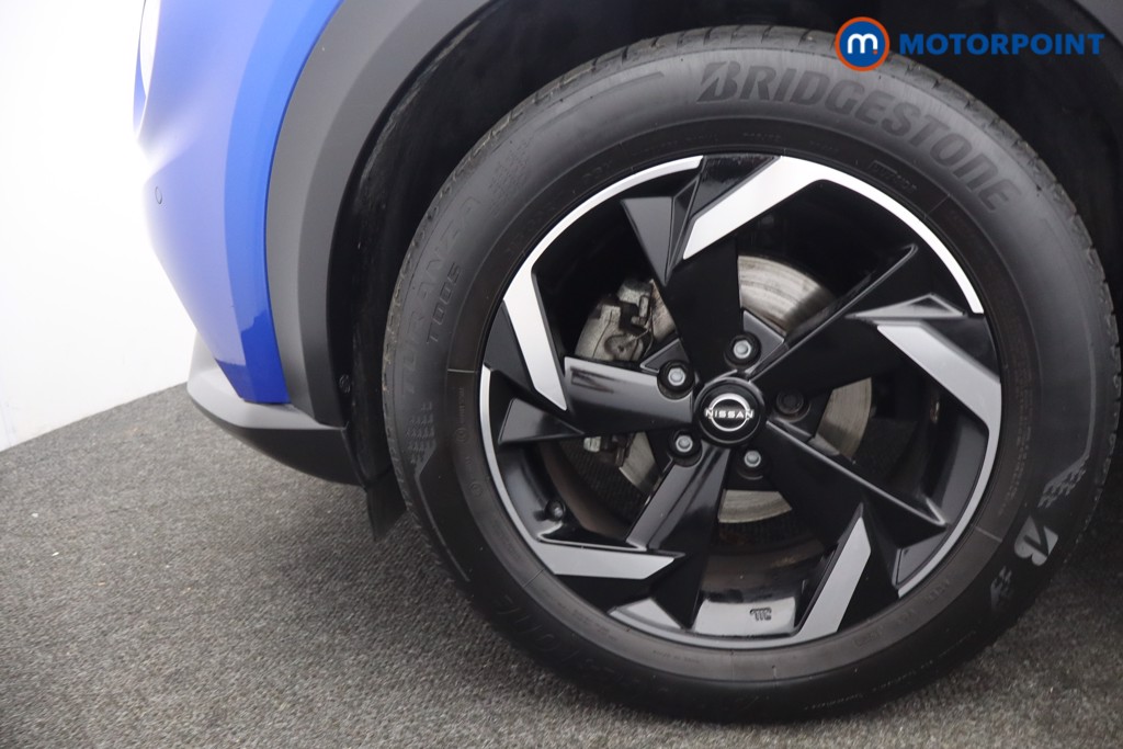 Nissan Juke N-Connecta Manual Petrol SUV - Stock Number (1663398) - 27th supplementary image