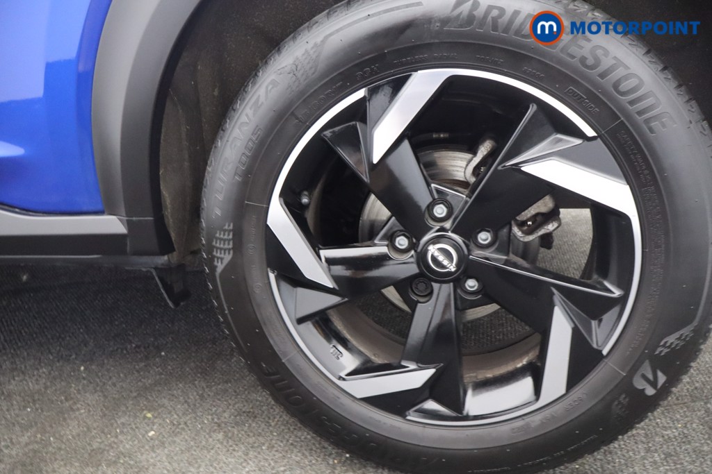 Nissan Juke N-Connecta Manual Petrol SUV - Stock Number (1663398) - 28th supplementary image