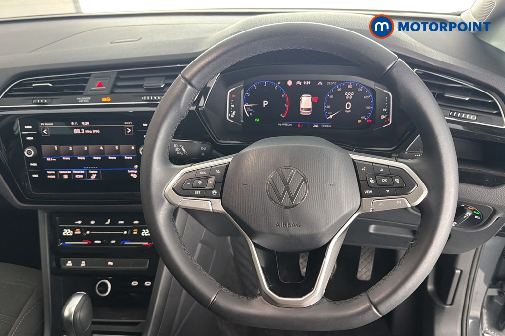 Volkswagen Touran SEL Automatic Petrol People Carrier - Stock Number (1663446) - 2nd supplementary image