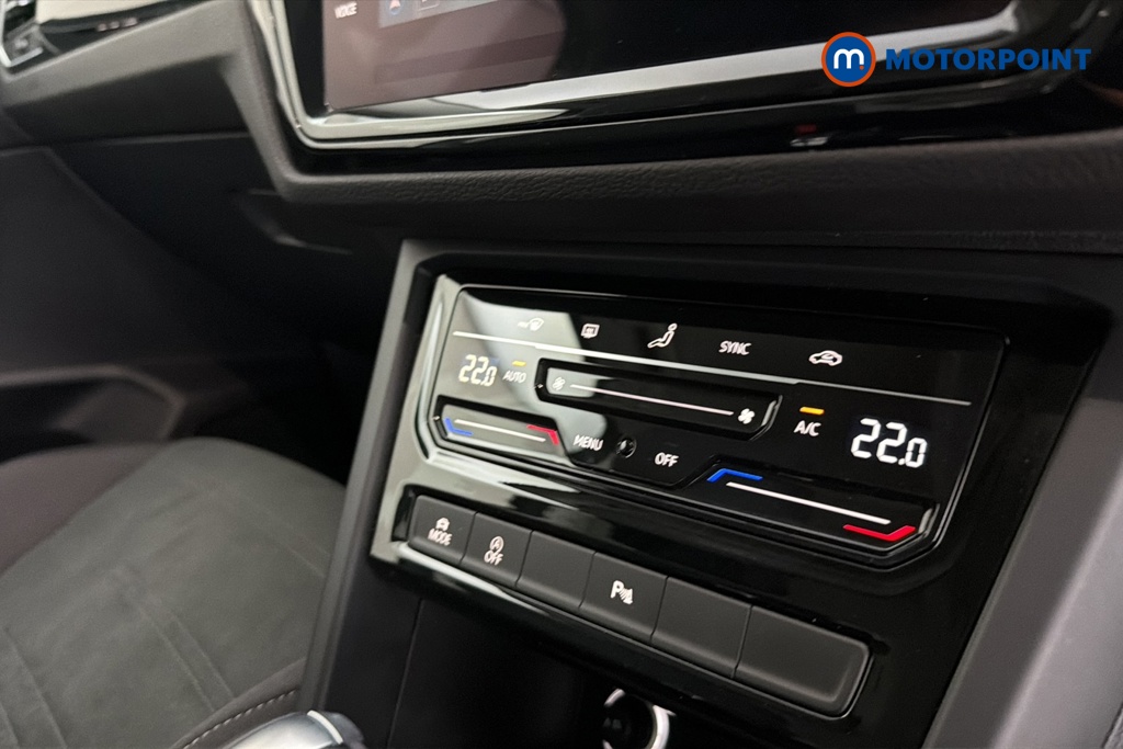 Volkswagen Touran SEL Automatic Petrol People Carrier - Stock Number (1663446) - 12th supplementary image