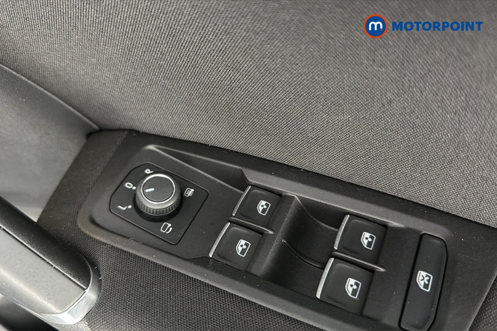 Volkswagen Touran SEL Automatic Petrol People Carrier - Stock Number (1663446) - 19th supplementary image