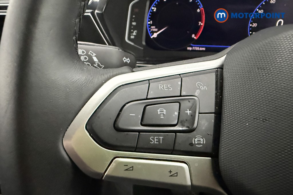 Volkswagen Touran SEL Automatic Petrol People Carrier - Stock Number (1663454) - 15th supplementary image