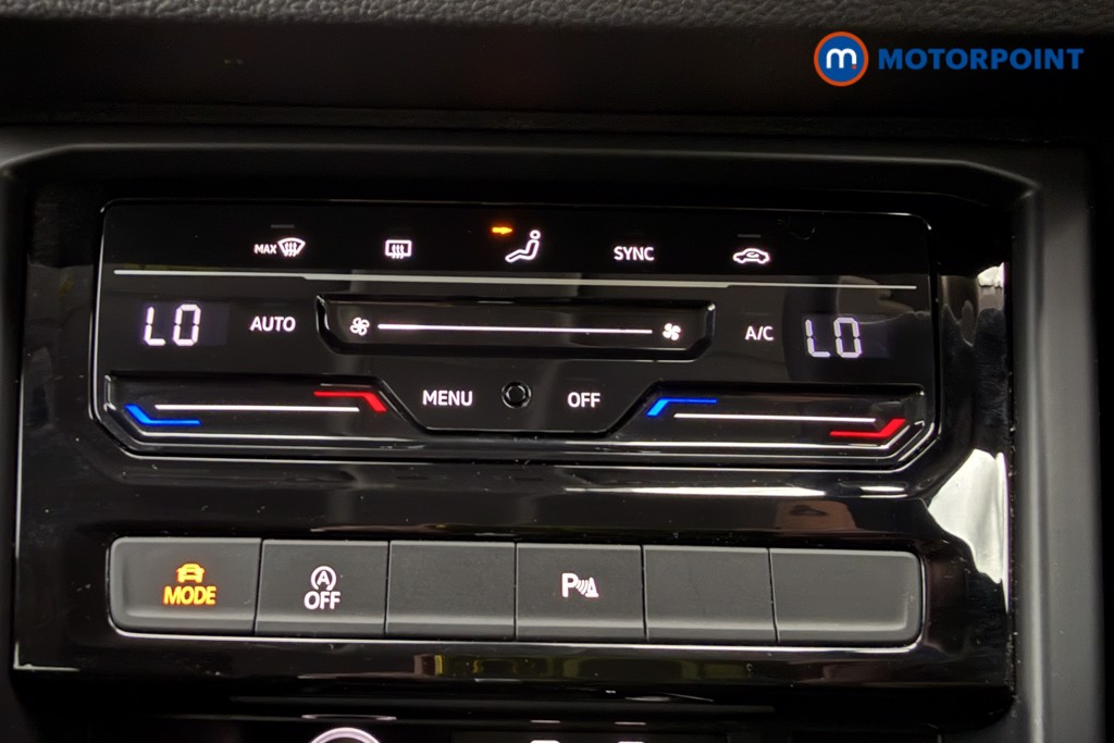 Volkswagen Touran SEL Automatic Petrol People Carrier - Stock Number (1663454) - 17th supplementary image