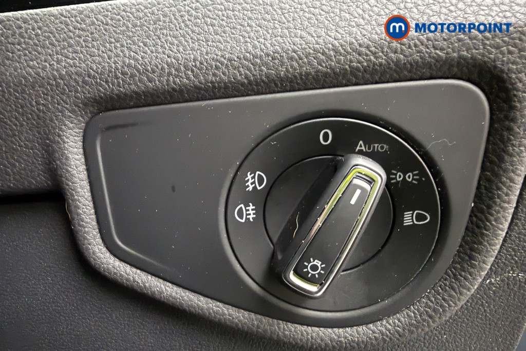 Volkswagen Touran SEL Automatic Petrol People Carrier - Stock Number (1663454) - 18th supplementary image
