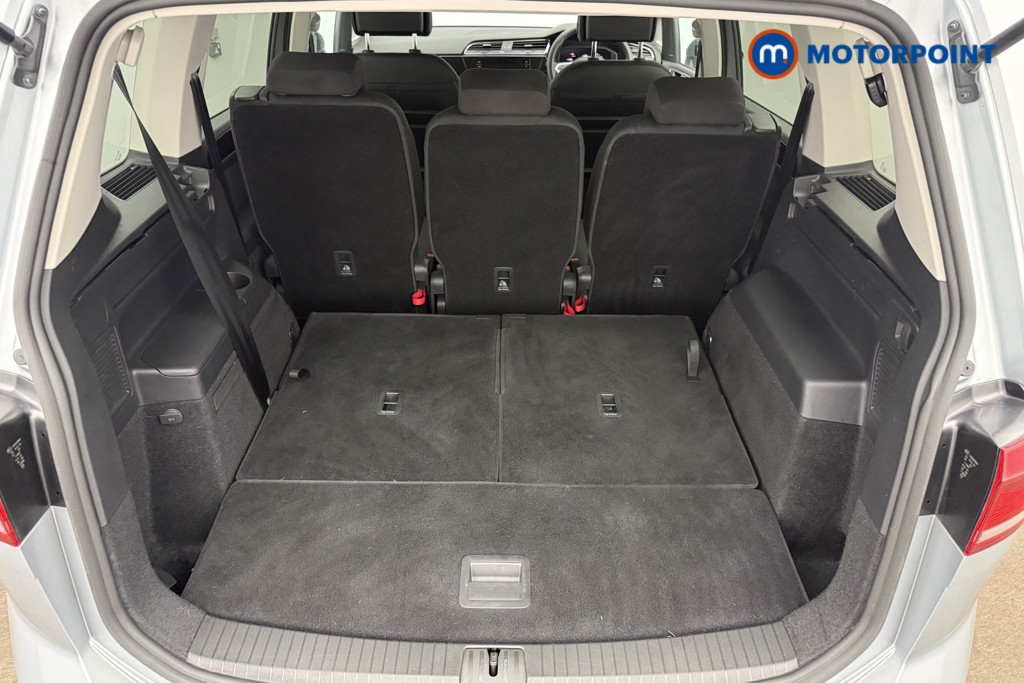 Volkswagen Touran SEL Automatic Petrol People Carrier - Stock Number (1663454) - 23rd supplementary image