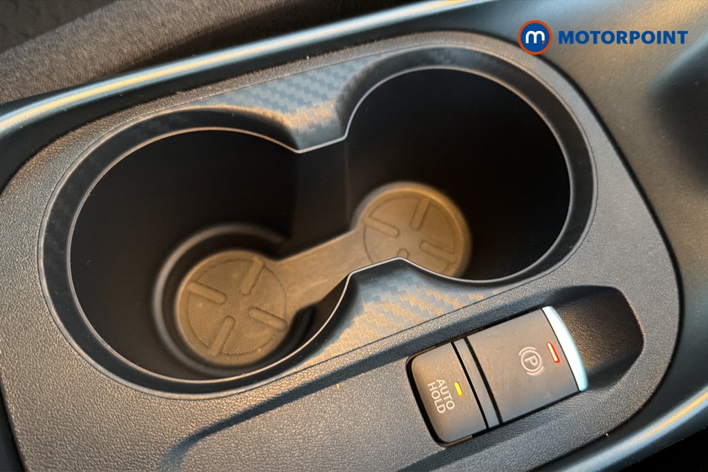 Nissan Juke N-Connecta Manual Petrol SUV - Stock Number (1663464) - 16th supplementary image