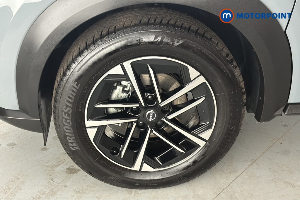 Nissan Juke N-Connecta Manual Petrol SUV - Stock Number (1663464) - 44th supplementary image