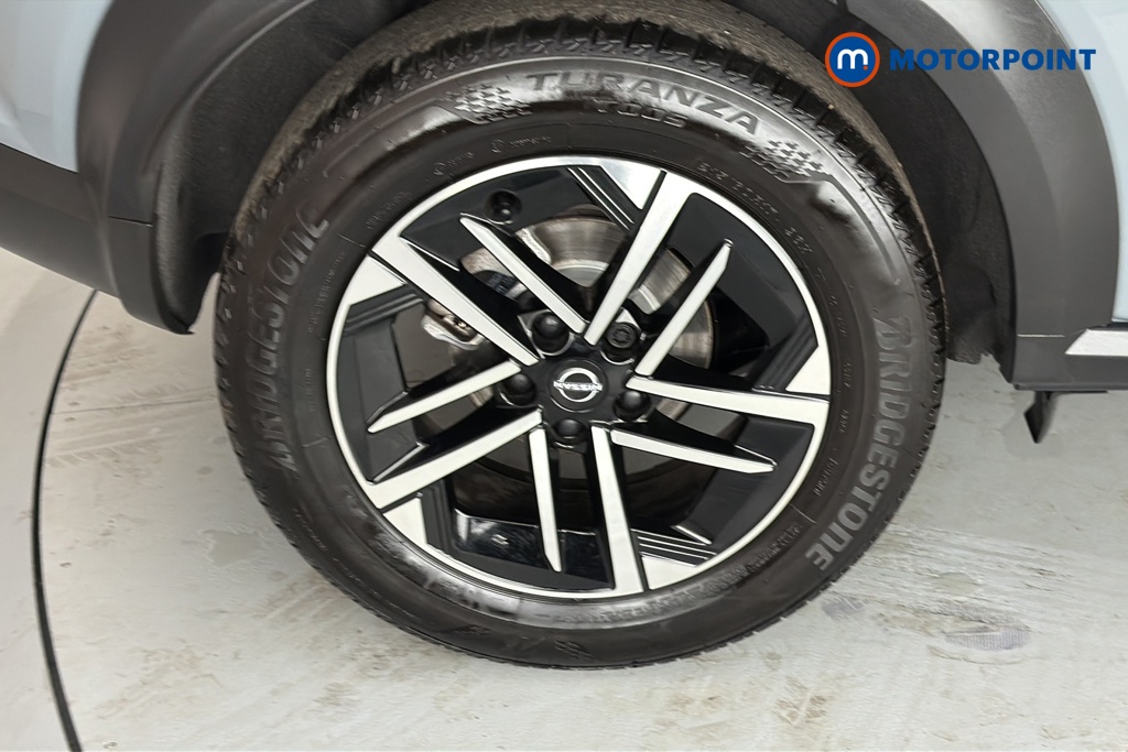 Nissan Juke N-Connecta Manual Petrol SUV - Stock Number (1663464) - 46th supplementary image
