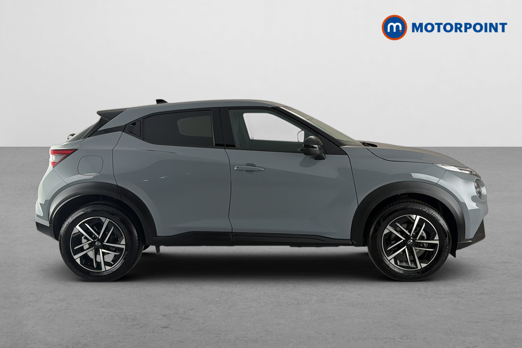 Nissan Juke N-Connecta Manual Petrol SUV - Stock Number (1663464) - Passenger side