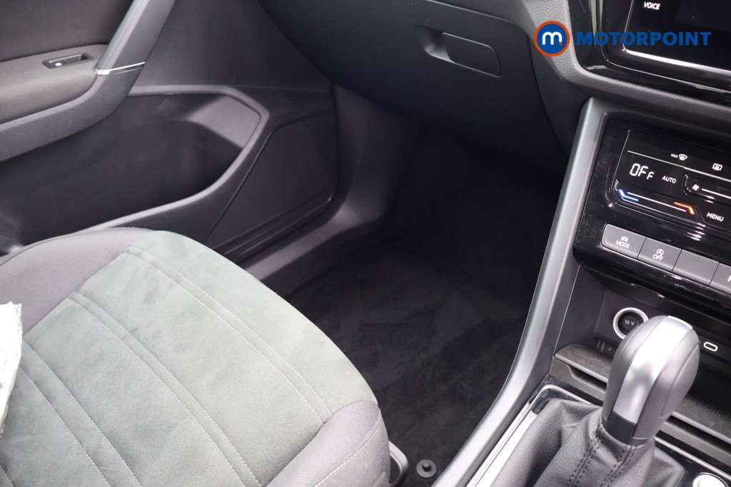 Volkswagen Touran SEL Automatic Petrol People Carrier - Stock Number (1663465) - 15th supplementary image