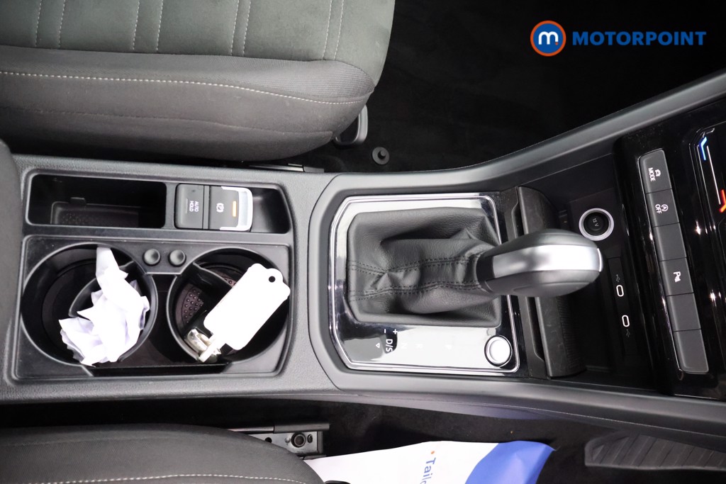 Volkswagen Touran SEL Automatic Petrol People Carrier - Stock Number (1663465) - 16th supplementary image
