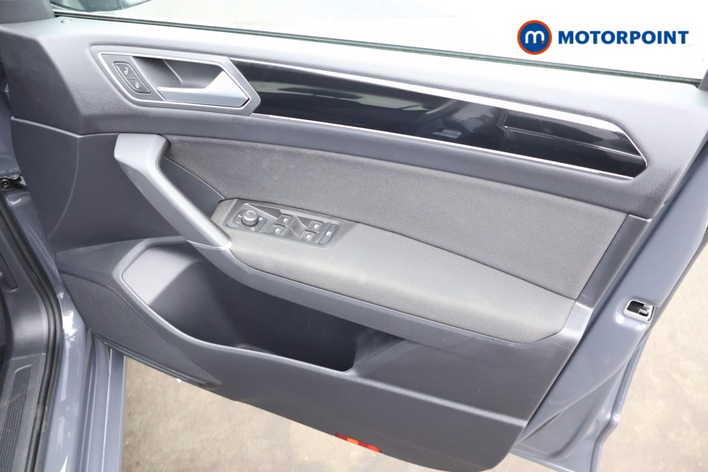 Volkswagen Touran SEL Automatic Petrol People Carrier - Stock Number (1663465) - 18th supplementary image