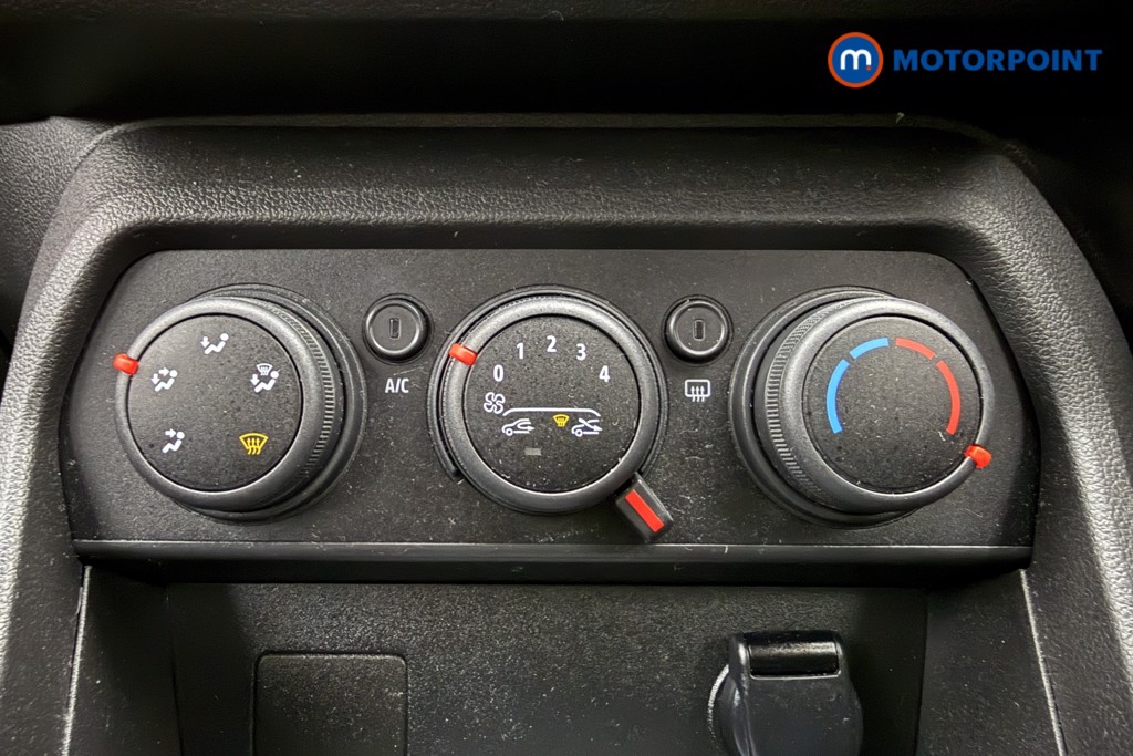 Dacia Sandero Stepway Comfort Manual Petrol Hatchback - Stock Number (1664397) - 15th supplementary image