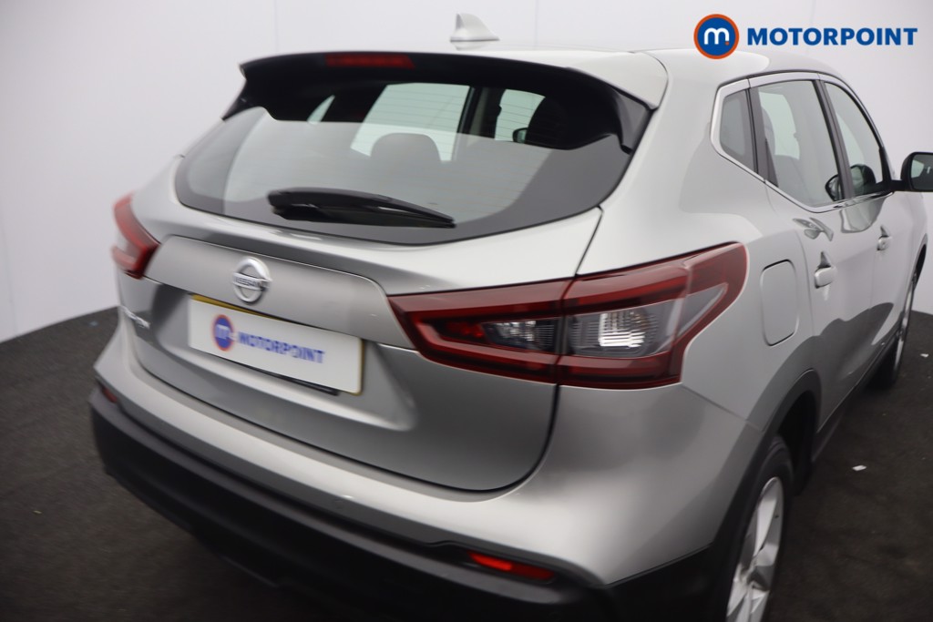Nissan Qashqai Acenta Premium Manual Petrol SUV - Stock Number (1664984) - 2nd supplementary image