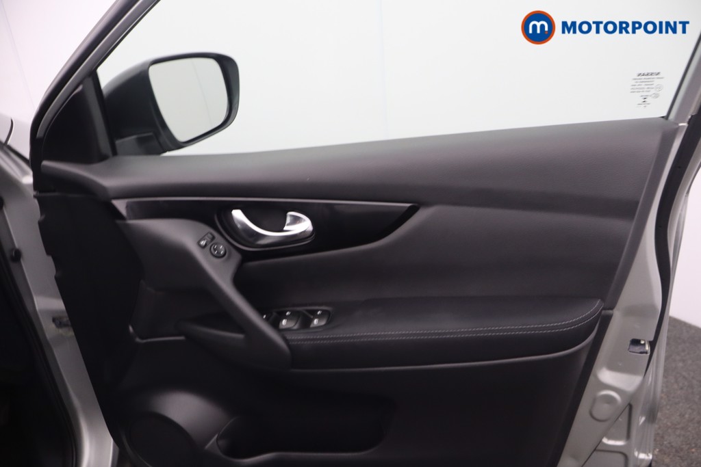Nissan Qashqai Acenta Premium Manual Petrol SUV - Stock Number (1664984) - 10th supplementary image