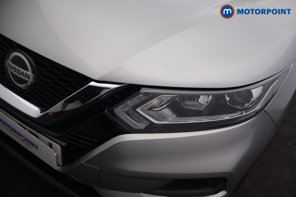 Nissan Qashqai Acenta Premium Manual Petrol SUV - Stock Number (1664984) - 26th supplementary image
