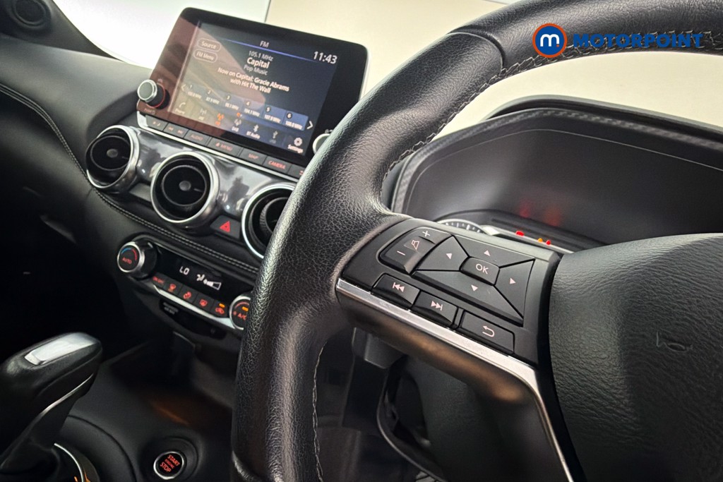 Nissan Juke N-Connecta Automatic Petrol SUV - Stock Number (1665101) - 3rd supplementary image