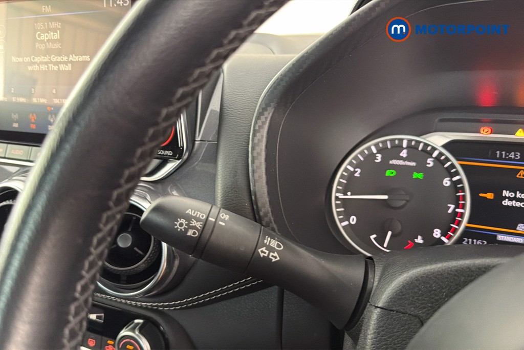 Nissan Juke N-Connecta Automatic Petrol SUV - Stock Number (1665101) - 6th supplementary image