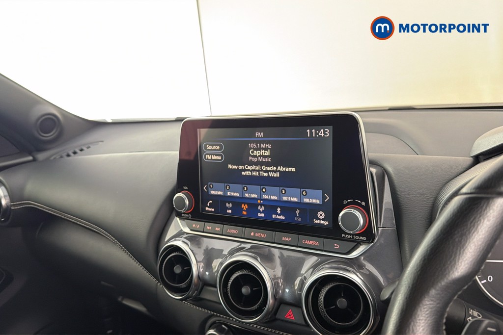 Nissan Juke N-Connecta Automatic Petrol SUV - Stock Number (1665101) - 9th supplementary image