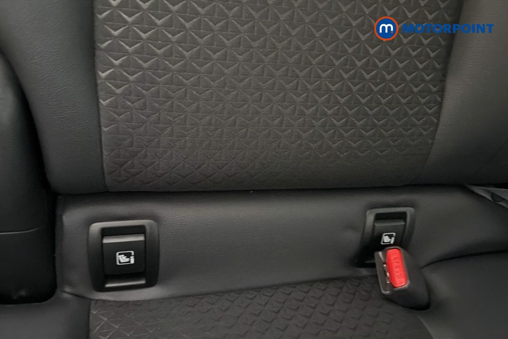 Nissan Juke N-Connecta Automatic Petrol SUV - Stock Number (1665101) - 29th supplementary image