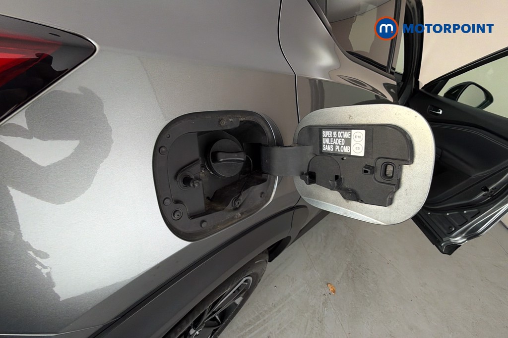 Nissan Juke N-Connecta Automatic Petrol SUV - Stock Number (1665101) - 41st supplementary image