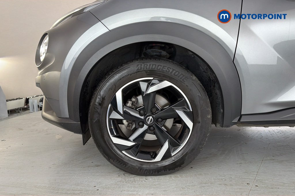 Nissan Juke N-Connecta Automatic Petrol SUV - Stock Number (1665101) - 47th supplementary image