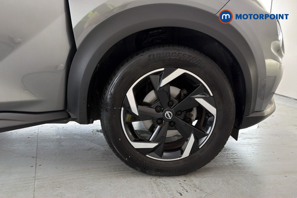 Nissan Juke N-Connecta Automatic Petrol SUV - Stock Number (1665101) - 50th supplementary image